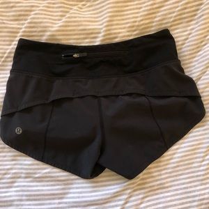 Lululemon Speed Up Shorts 2.5”